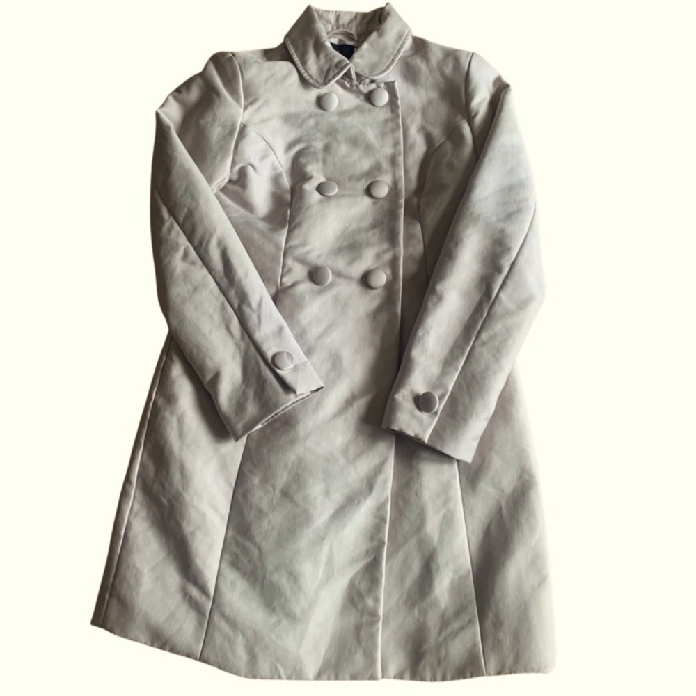 H&M trench coat size 6 in beige